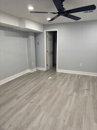 Building Photo - 952 Mt Olivet Rd NE