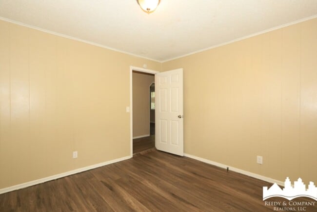 Building Photo - 158 Pickett Rd