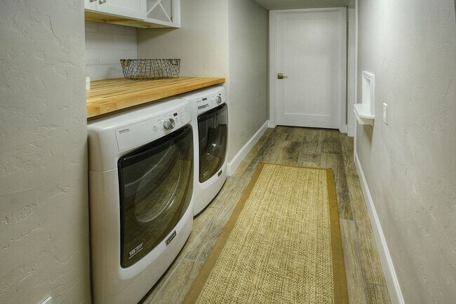 Building Photo - PRELEASE FOR AUGUST 2026 - Gorgeous Brick Ranch Home