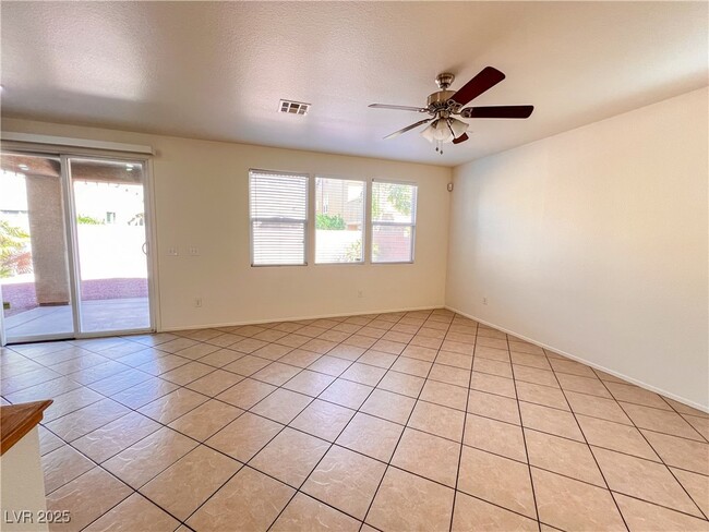 Building Photo - 5628 Granville Lake St