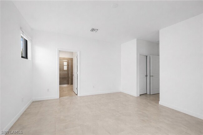 Building Photo - 18311 Ridgeline Dr