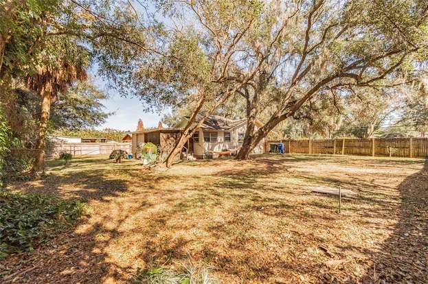 Building Photo - 10415 Gloria St