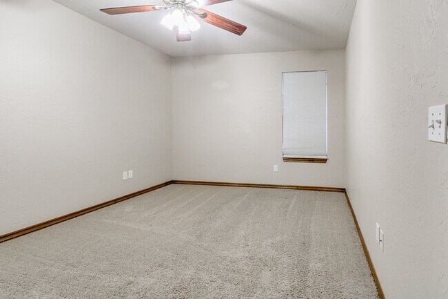 Building Photo - 3520 SW 127th St