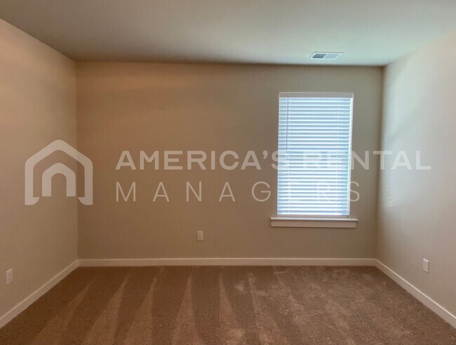 Building Photo - DEPOSIT PENDING! Home for Rent in Odenvill...