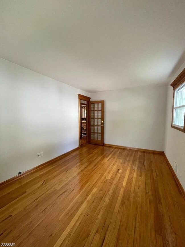 Building Photo - 331 Boxwood Ct
