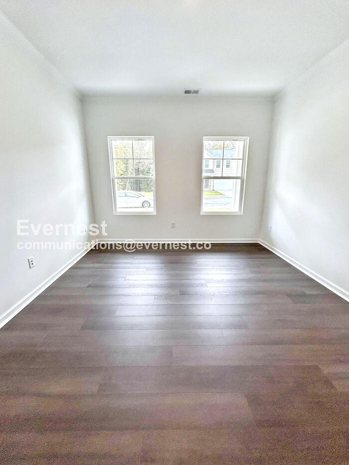 Building Photo - 612 Roy Adams Rd