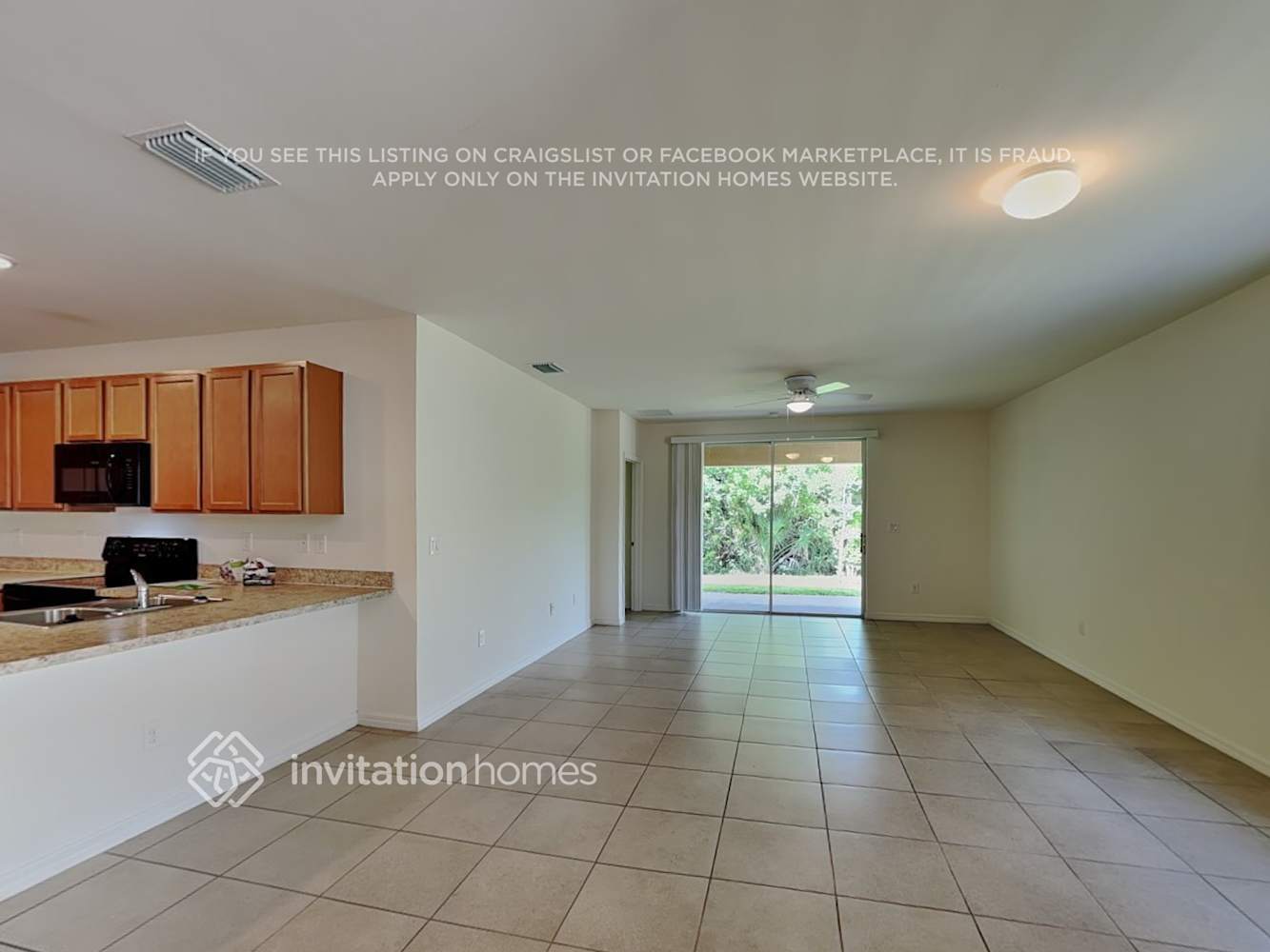 Building Photo - 7545 W Lenox Cir