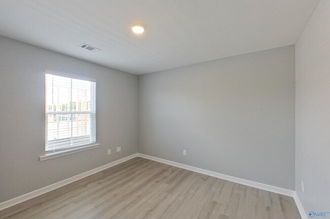 Building Photo - 101 Denise Dr