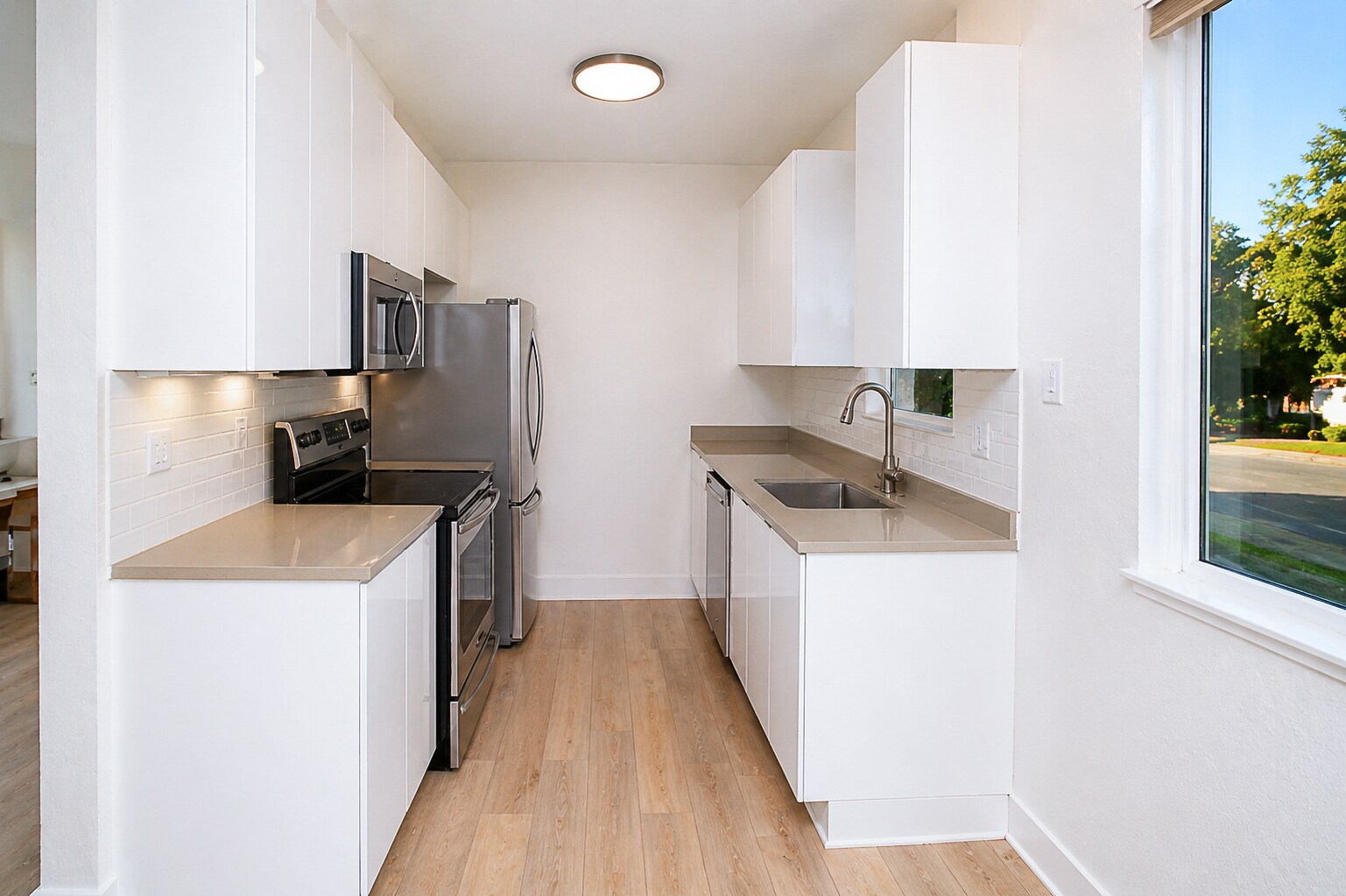 Building Photo - 151 Shoreline Ct