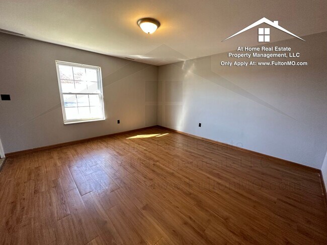 Building Photo - 531 Collier Ln