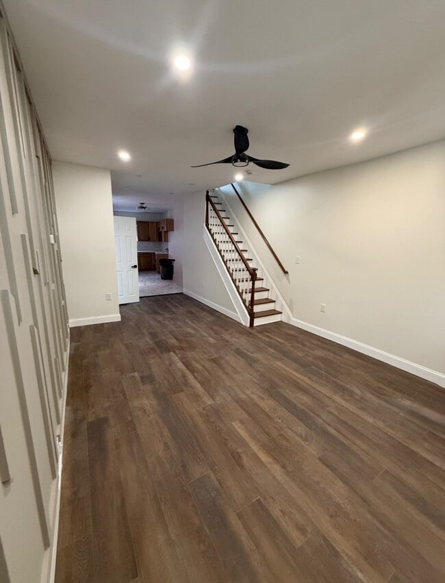 Building Photo - 608 West St