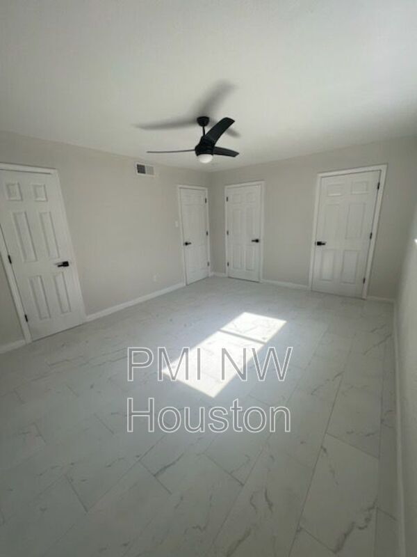 Building Photo - 2685 Gessner Rd