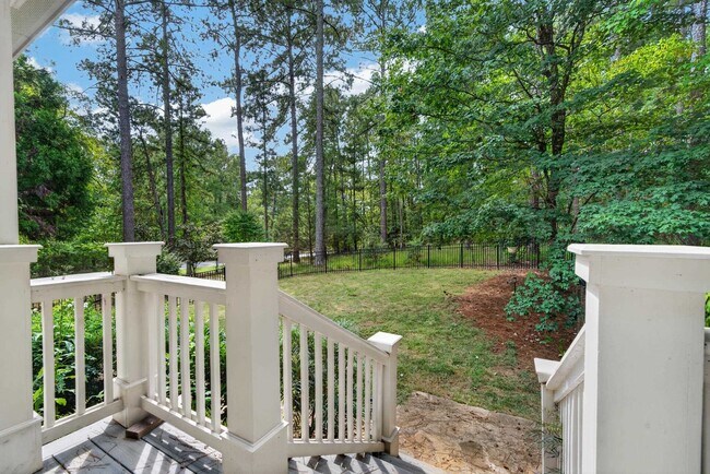 Building Photo - 1000 Fairway Ridge Rd