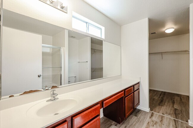 Building Photo - COMING SOON !!  4 BED 2.5 BATH, 2200+ SFT IN CAMELBACK RANCH, PHOENIX