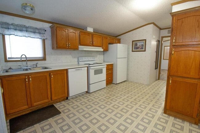 Building Photo - 25701 Recoil Dr