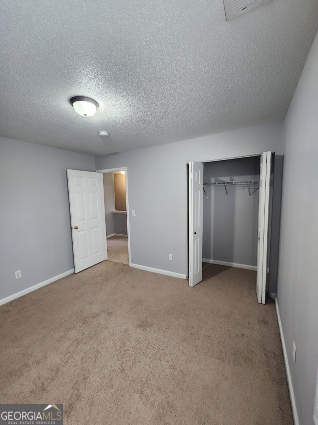 Building Photo - 6223 Klondike River Rd