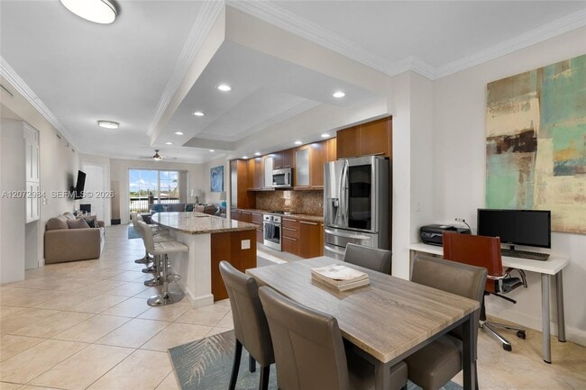 Building Photo - 4445 El Mar Dr