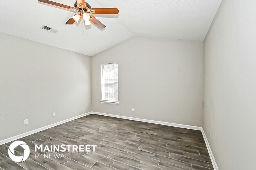 Building Photo - 7145 Peppermill Ln