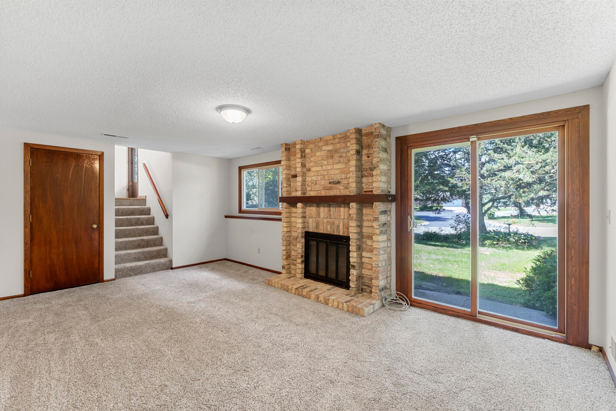 Lower-level family room - 9774 Dorset Ln