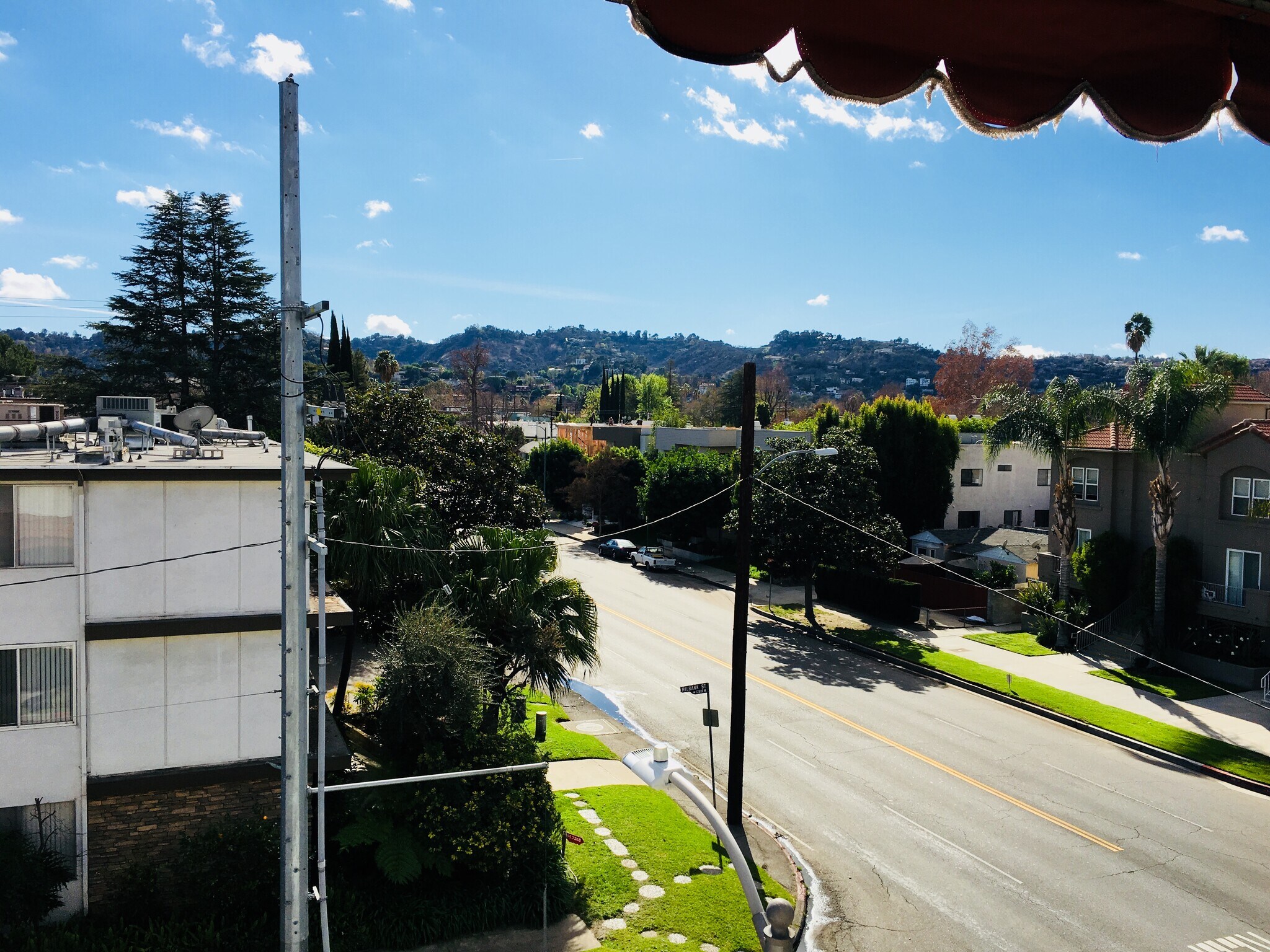 Building Photo - 4542 Coldwater Canyon Ave