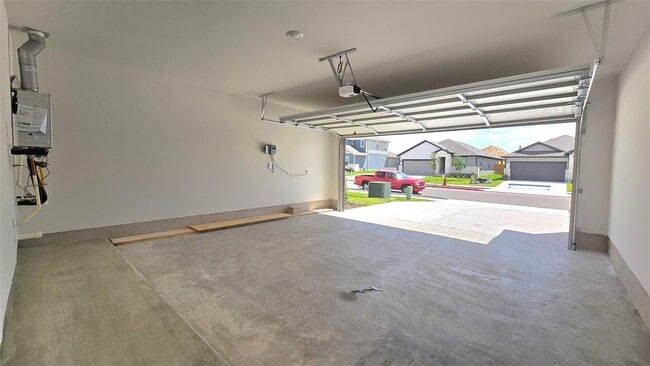 Building Photo - 122 Holmby Dr