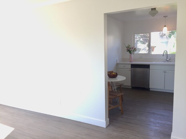 from living room to kitchen - 110 S Grand Oaks Ave