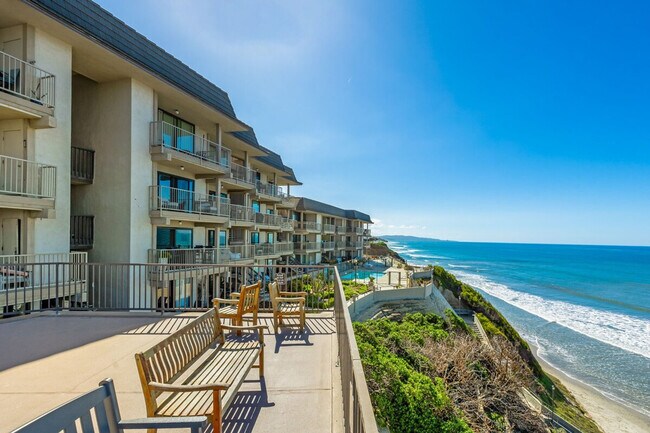 Building Photo - 145 S Shore Dr