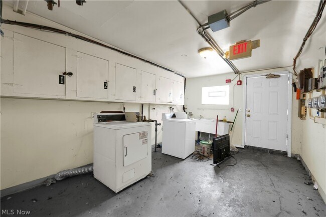 Building Photo - 5208 Lee Rd