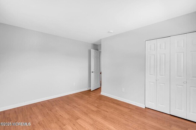 Building Photo - 830 Brookside Dr