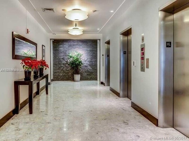 Building Photo - 1200 West Ave