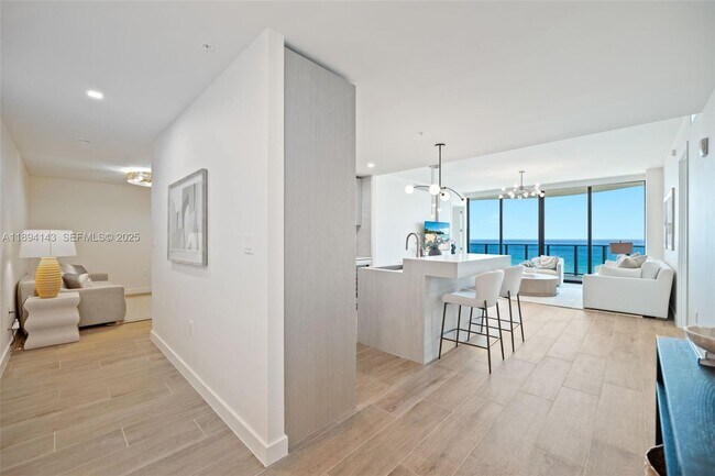 Building Photo - 900 N Ocean Blvd