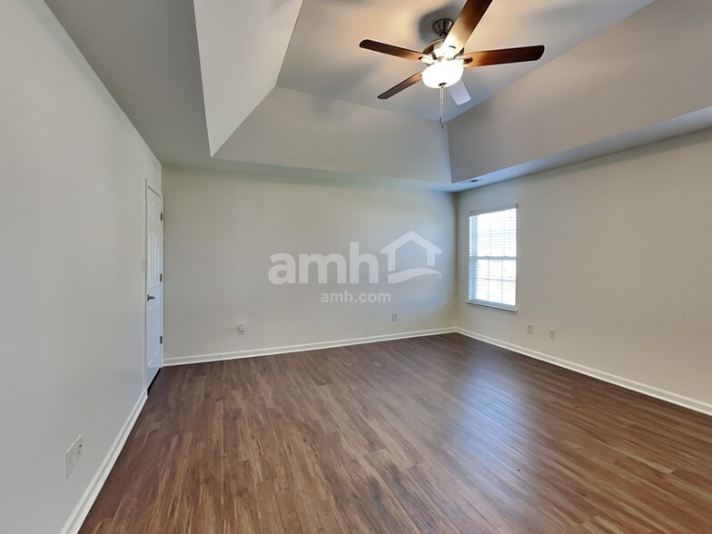 Building Photo - 2006 Brook Valley Run