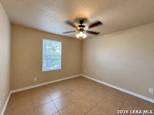 Building Photo - 1221 N Navidad St