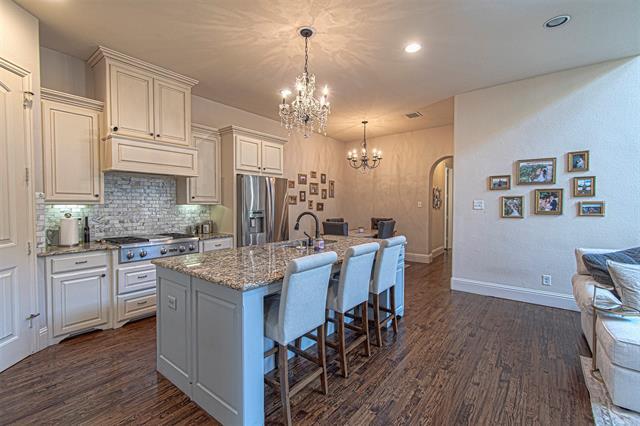 Building Photo - 7039 Comal Dr