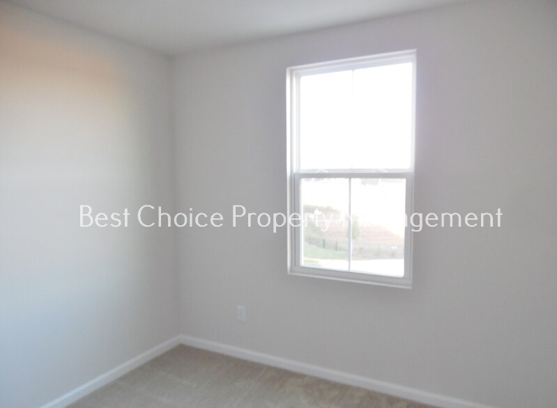 Building Photo - 404 Brookshade Way