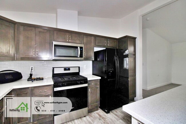 Building Photo - 18848 Lorina Dr