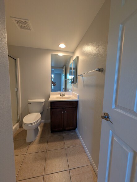 Building Photo - 1423 Abelia