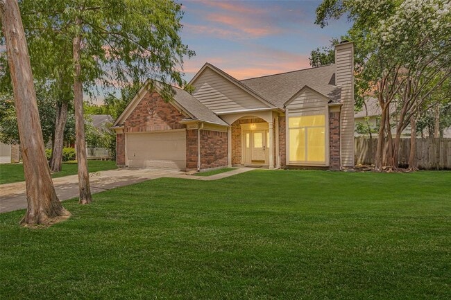 Primary Photo - 16042 Glenbrook Knoll Ln