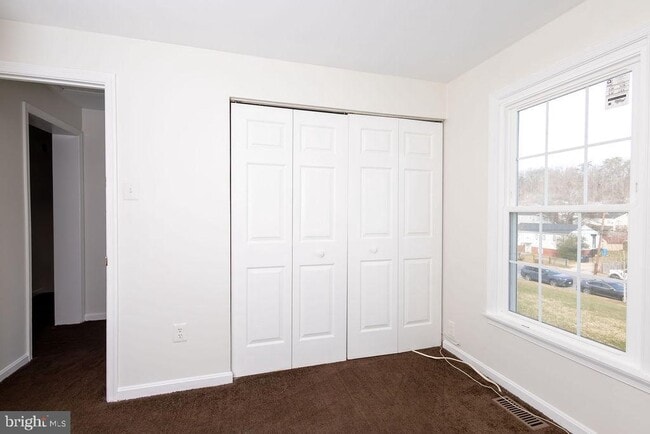 Building Photo - 6621 Greenvale Pkwy