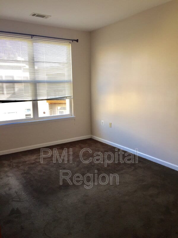 Building Photo - 1201 East-West Hwy