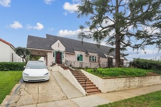 Building Photo - 522 Westminster Ave