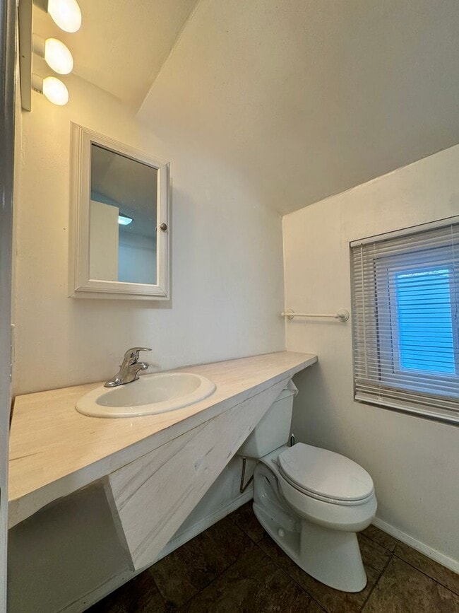 Building Photo - Historic Three Bedroom Home With Ample Outdoor Space