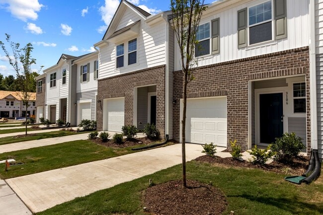 Building Photo - Glenn Crossing