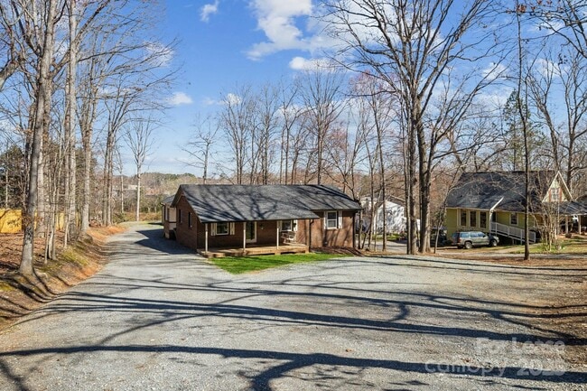 Building Photo - 259 Unionville - Indian Trail Rd W