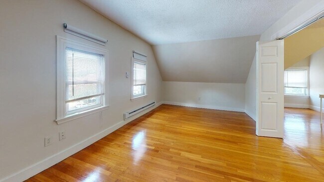 Building Photo - 111 Magoun Ave