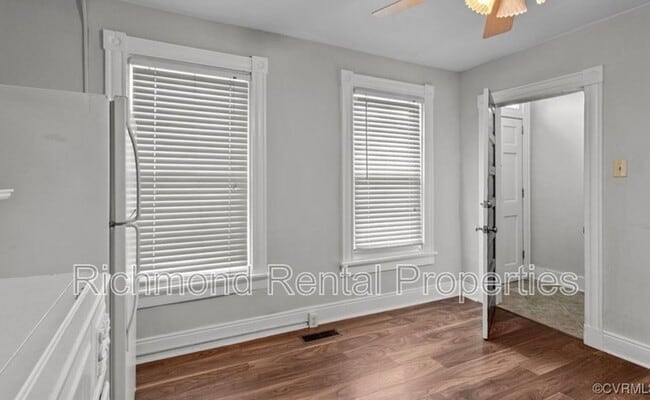 Building Photo - 1828 Parkwood Ave