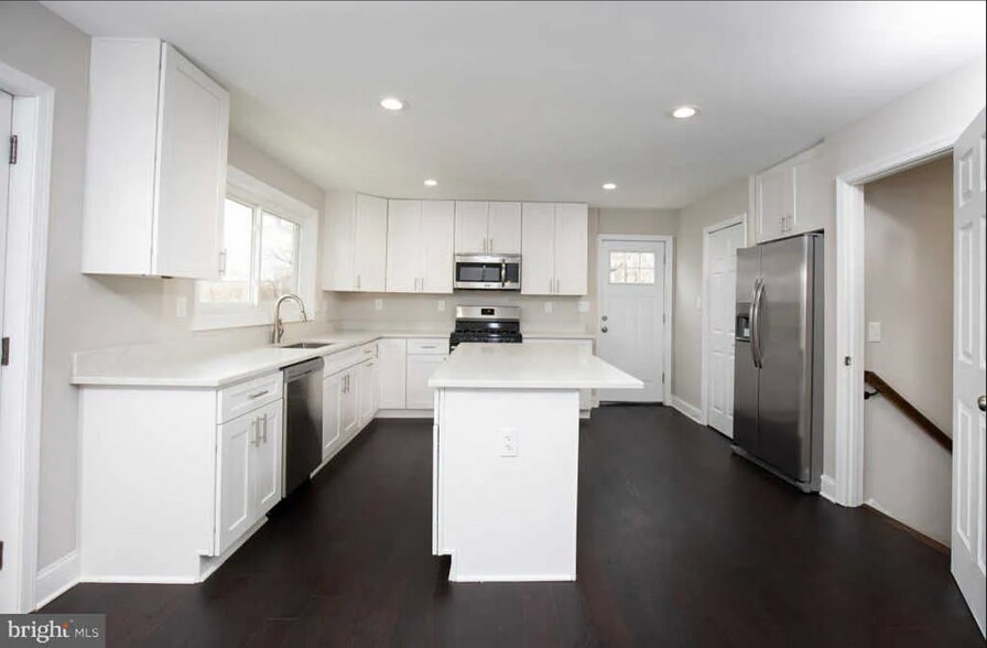 Shared Kitchen - 127 S Jordan St