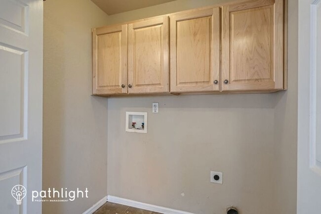 Building Photo - 1218 103rd Ave