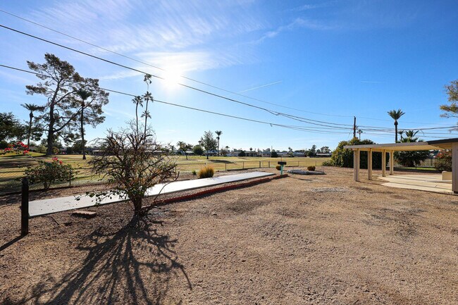 Building Photo - 11417 N Hacienda Dr