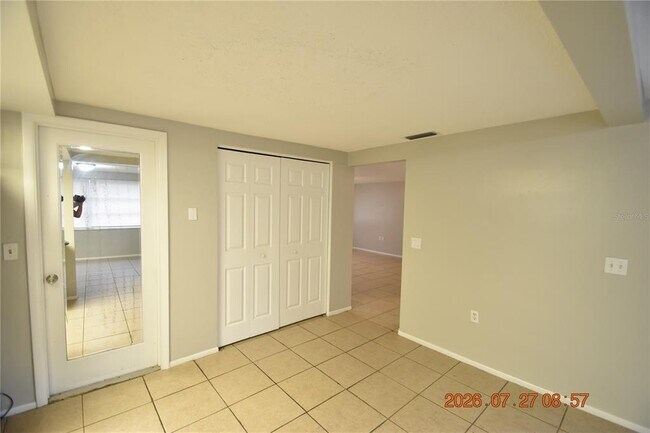 Building Photo - 3221 Topp Dr